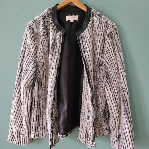 Erin London Inside Out Fur-Real Zip Jacket Size XL - Picture 6 of 13